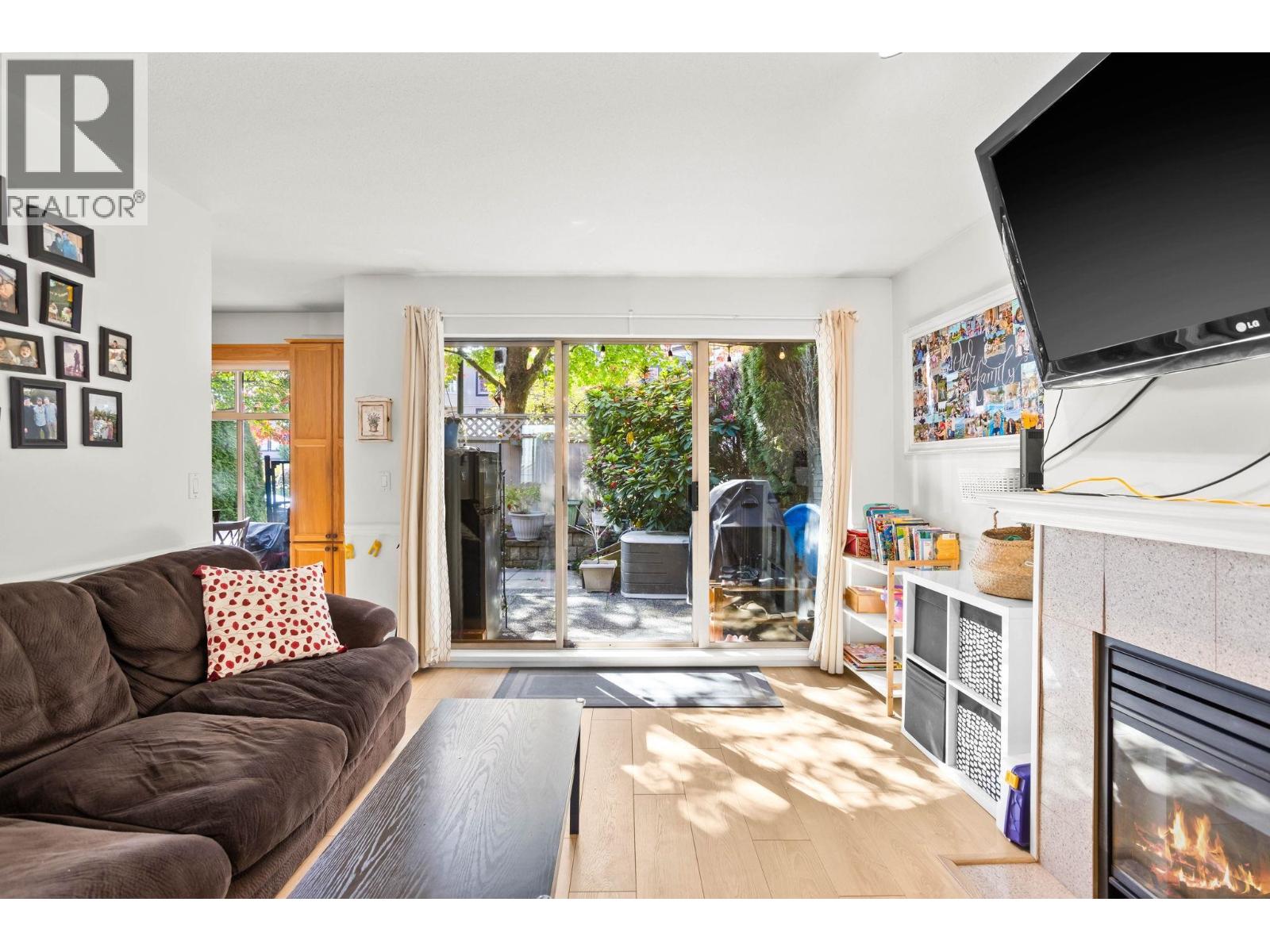 Photo of 64 323 GOVERNORS COURT 14