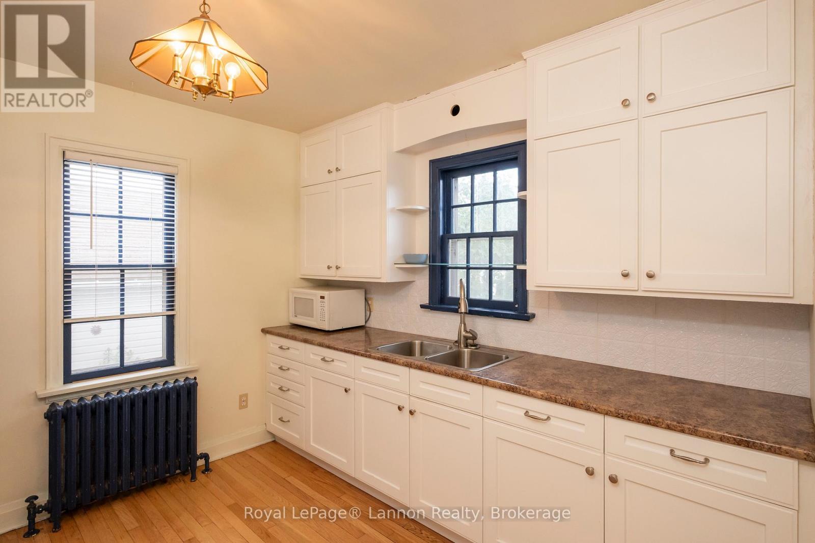 100 HILL STREET S - 12
