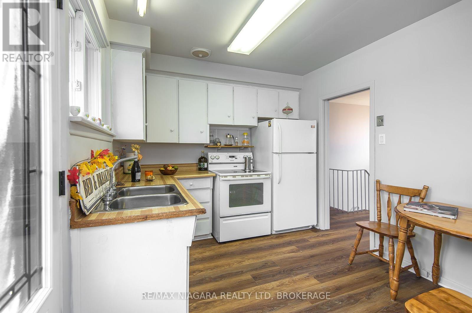10 FIRST AVENUE, Port Colborne (Main Street) — photo 12