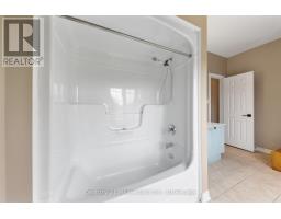 23 Butternut Crescent, Wasaga Beach, ON L9Z0A7 Photo 19