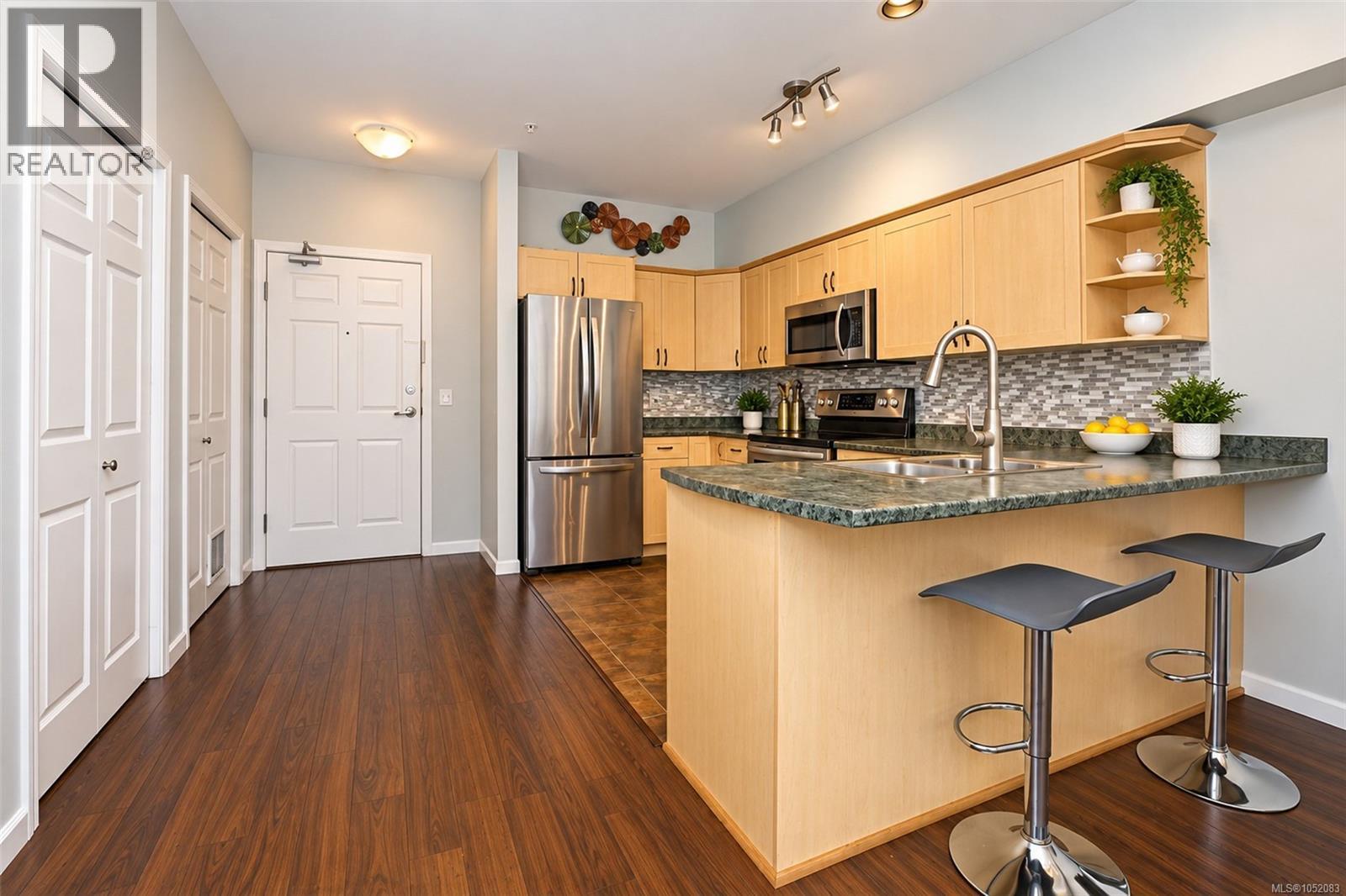 104 360 Goldstream Avenue, Colwood