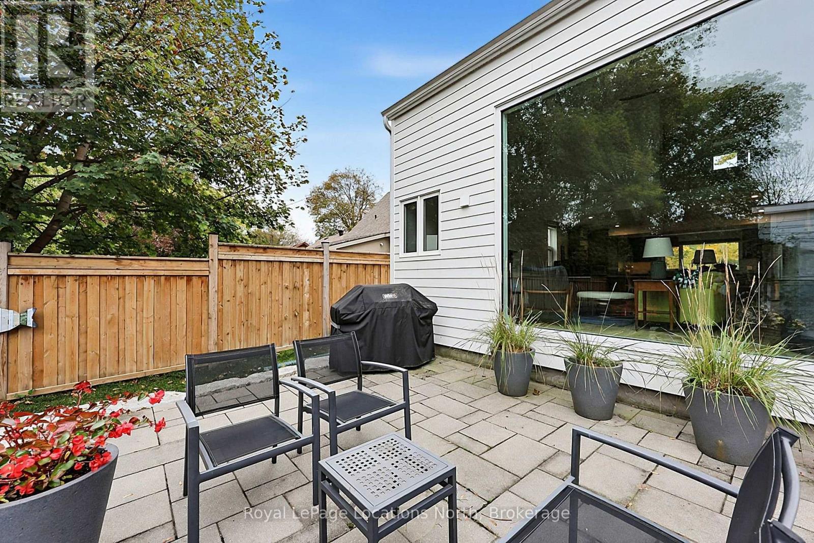 429 BIRCH STREET, Collingwood — photo 3