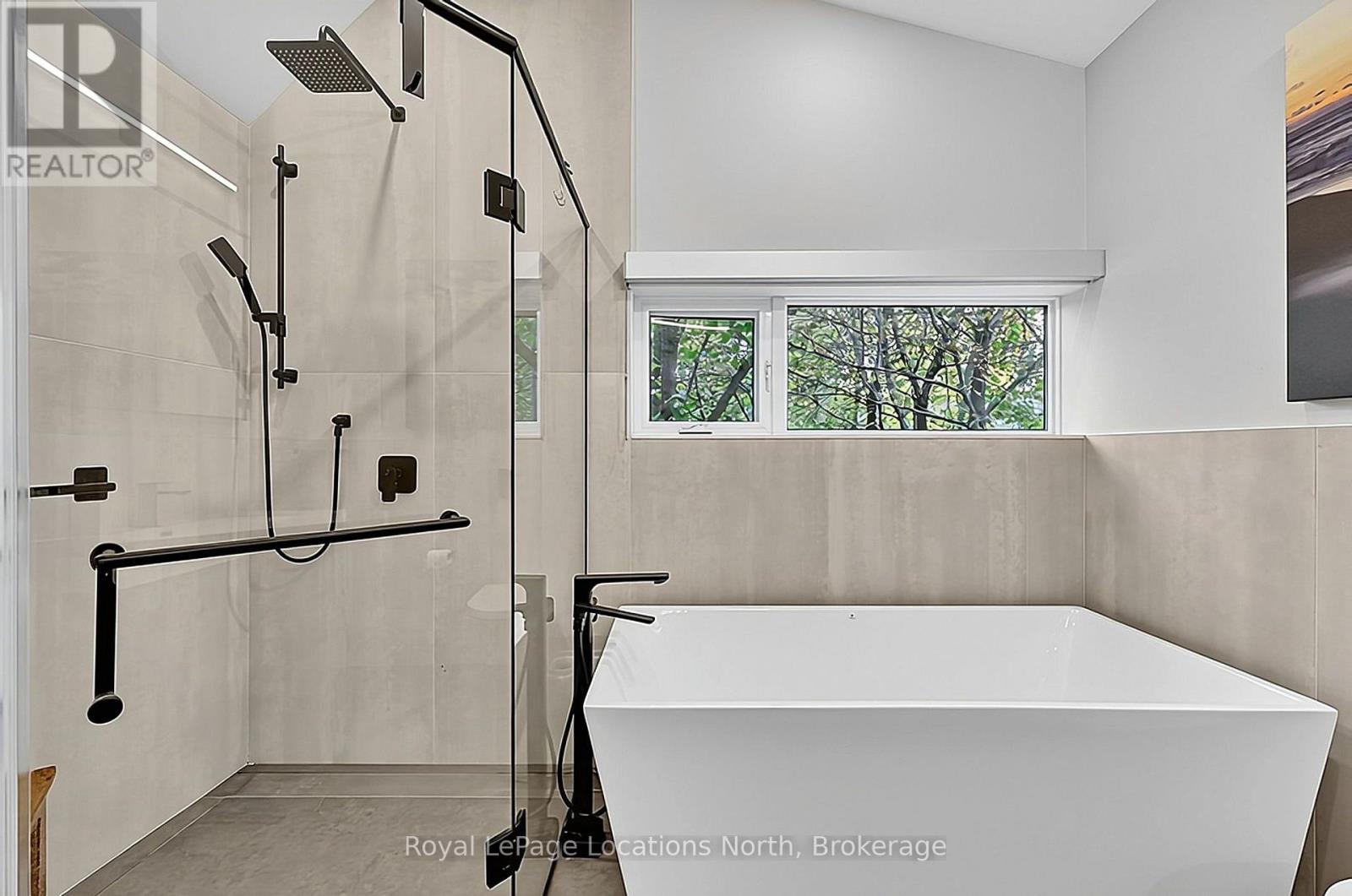 429 BIRCH STREET, Collingwood — photo 6