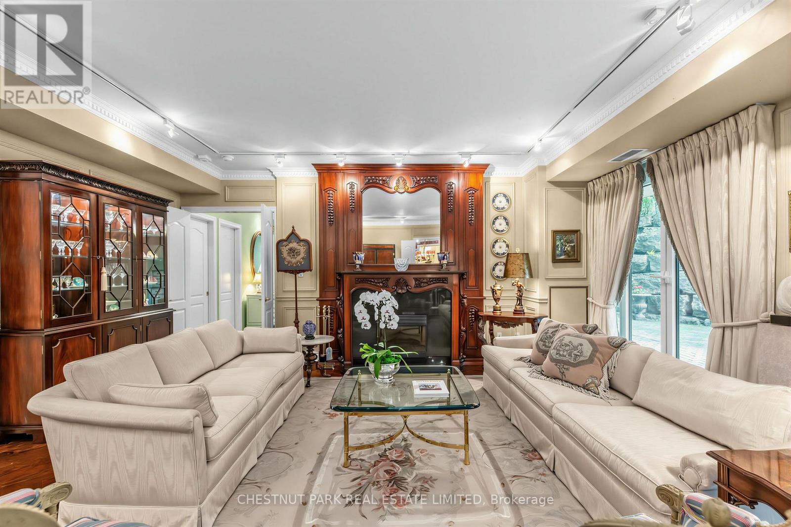 102- 11 William Carson Crescent, Toronto, ON photo 6