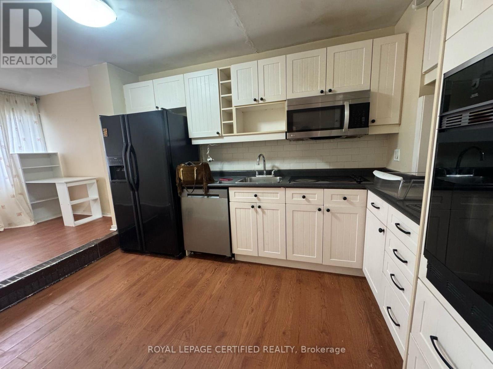 725 Don Mills Road — photo 13