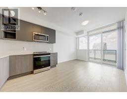 3415 - 50 Dunfield Avenue, Toronto, ON M4S0E4 Photo 7