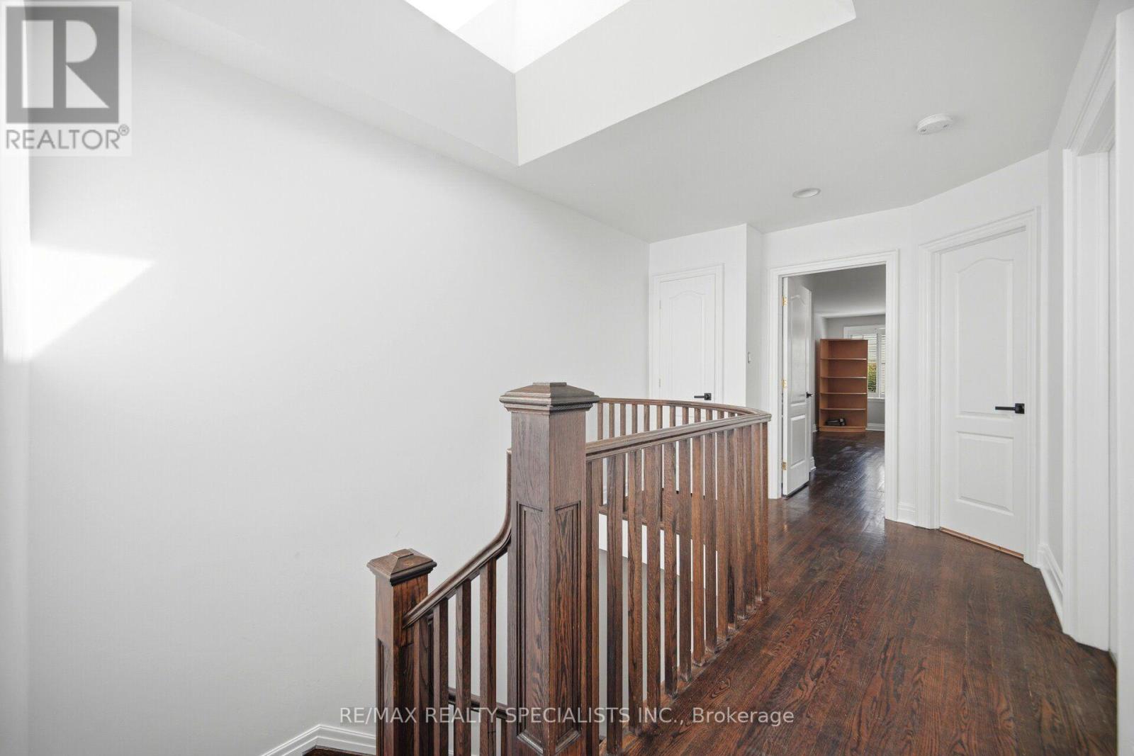246 Walmer Road — photo 27