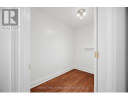 246 Walmer Road, Toronto, ON M5R3R7 Photo 26
