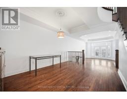Bedroom 3 - 246 Walmer Road, Toronto, ON M5R3R7 Photo 6