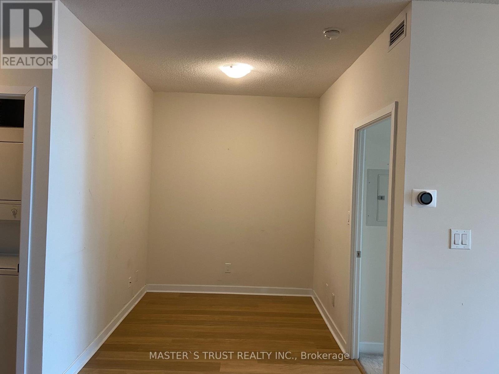 33 Bay Street — photo 22