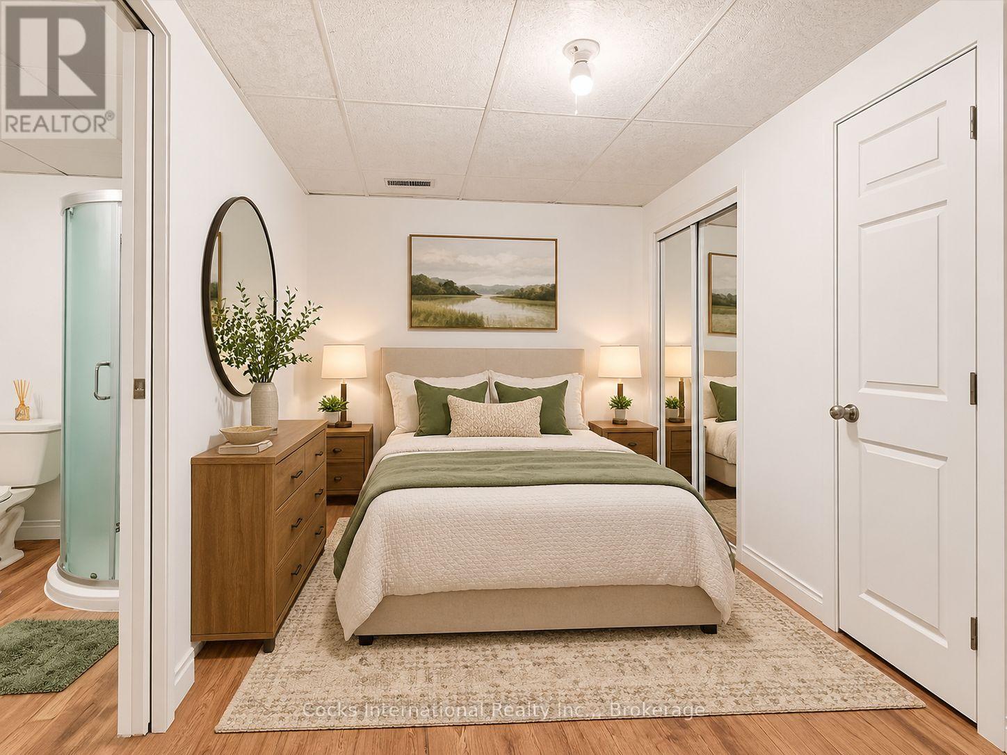 36 SUSAN STREET W - 30