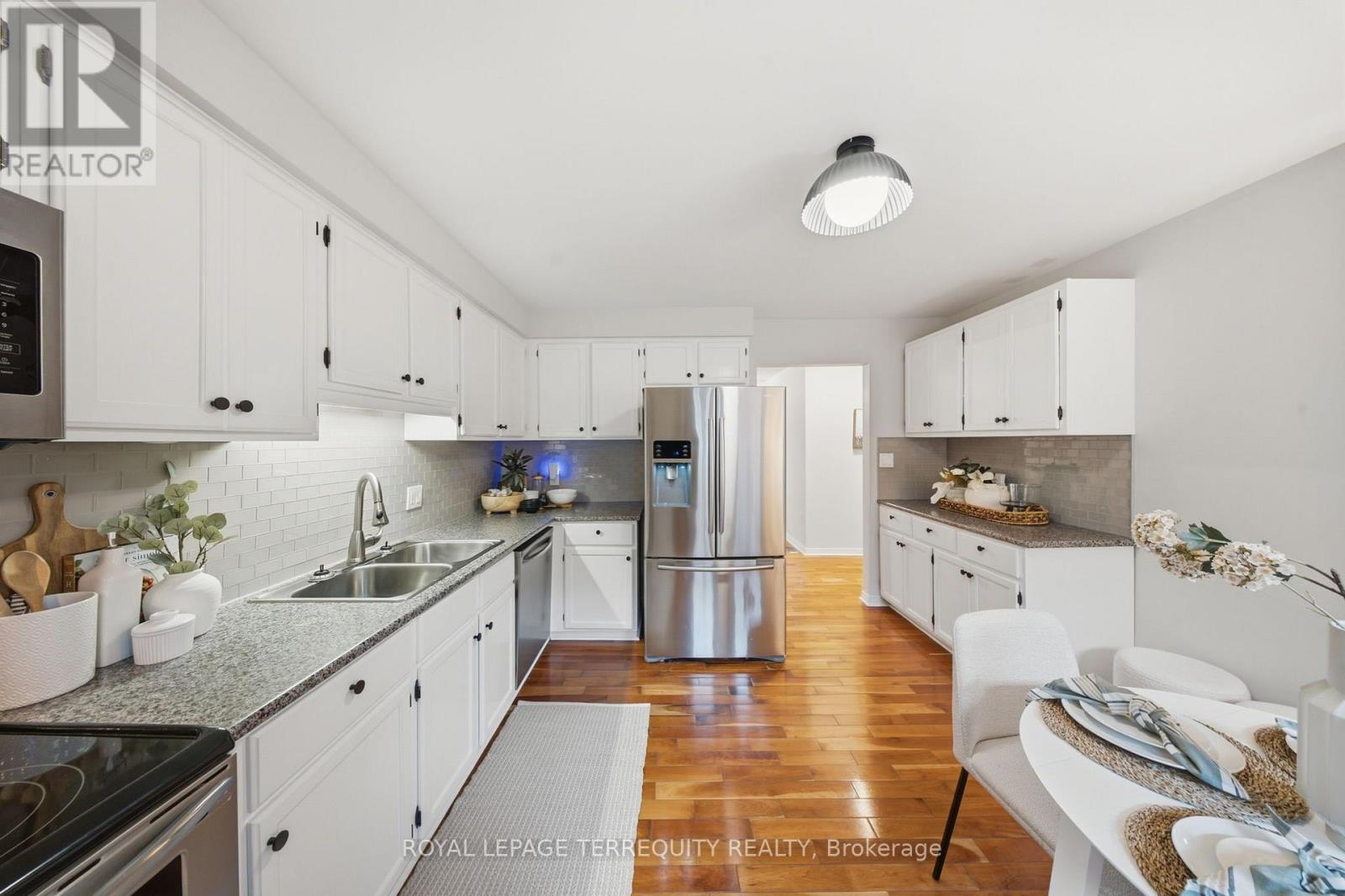 3018 Trulls Road, Clarington, ON photo 11