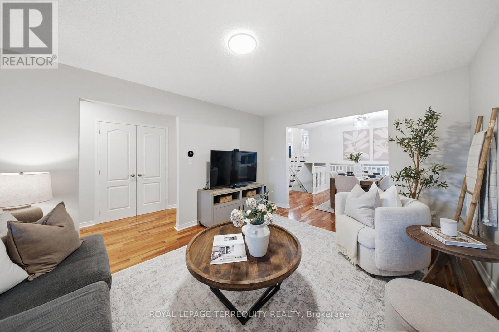 3018 Trulls Road, Clarington, ON photo 7
