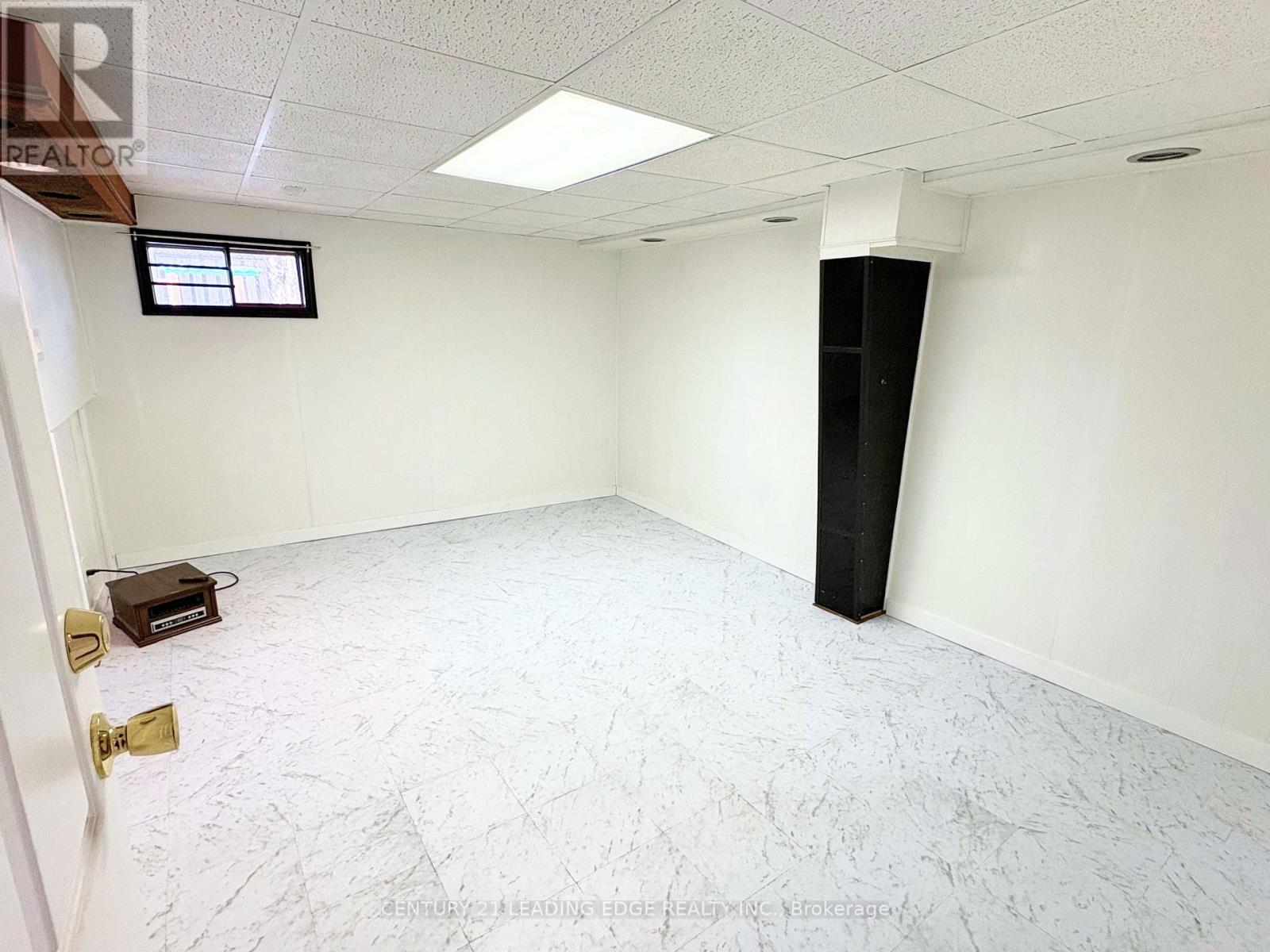LOWER - 48 SNOWBALL CRESCENT, Toronto (Malvern) — photo 4