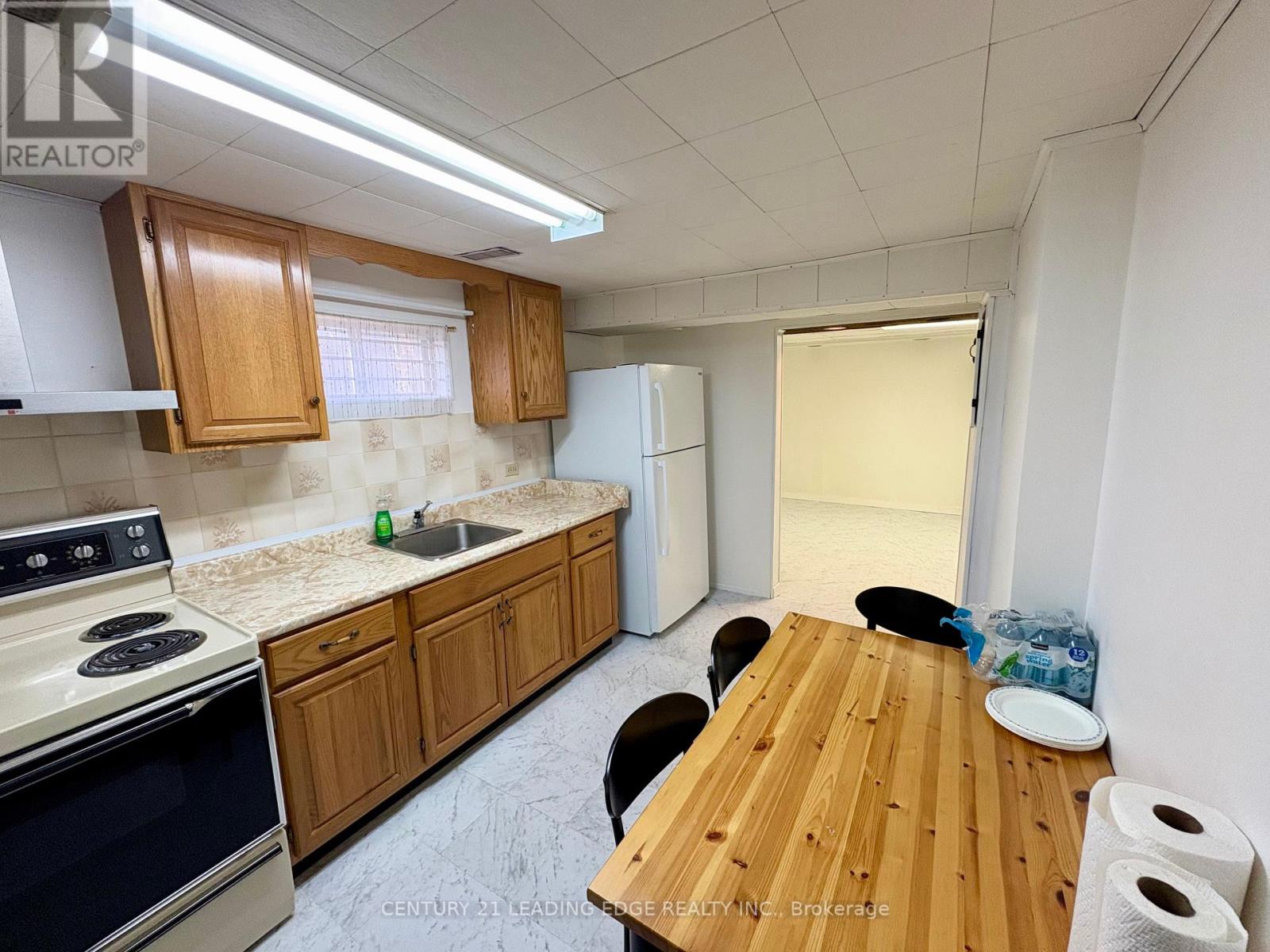 LOWER - 48 SNOWBALL CRESCENT, Toronto (Malvern) — photo 5