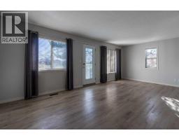 Bedroom - 5, 5 Tartan Boulevard W, Lethbridge, AB T1J5Y5 Photo 8