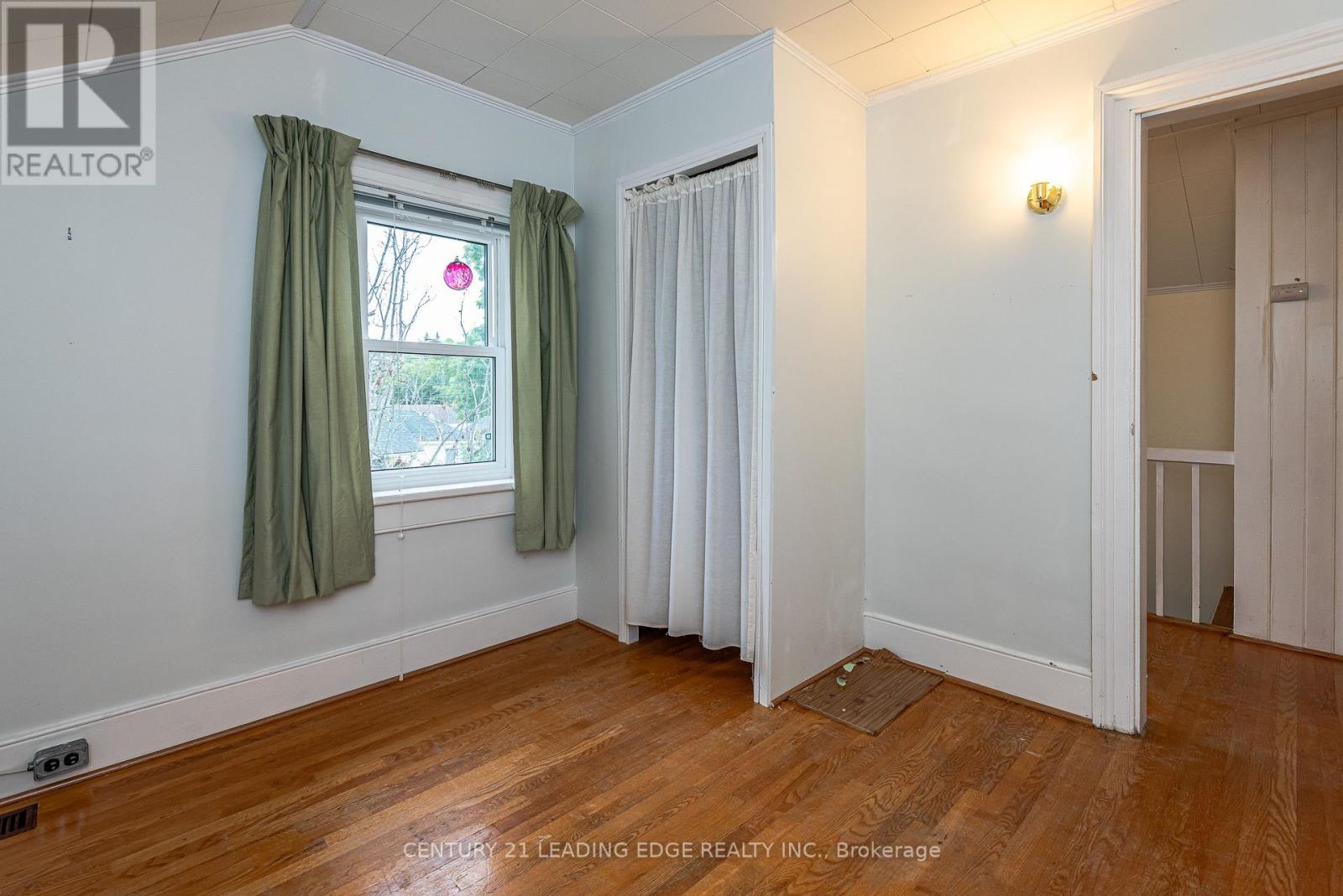 62 North Street, Georgina, ON photo 17