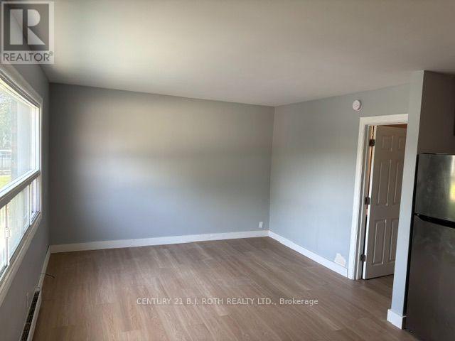 240 Clayborne Place, Orillia, ON photo 4