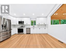 36 Pine Needles Drive, Tiny, ON L9M0J2 Photo 11