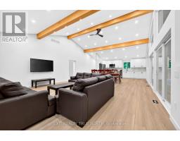 36 Pine Needles Drive, Tiny, ON L9M0J2 Photo 13
