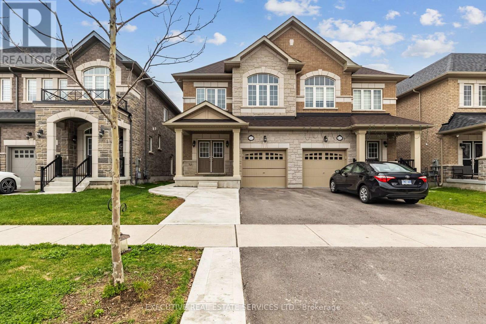 105 BRANIGAN CRESCENT, Halton Hills (Georgetown) — photo 2