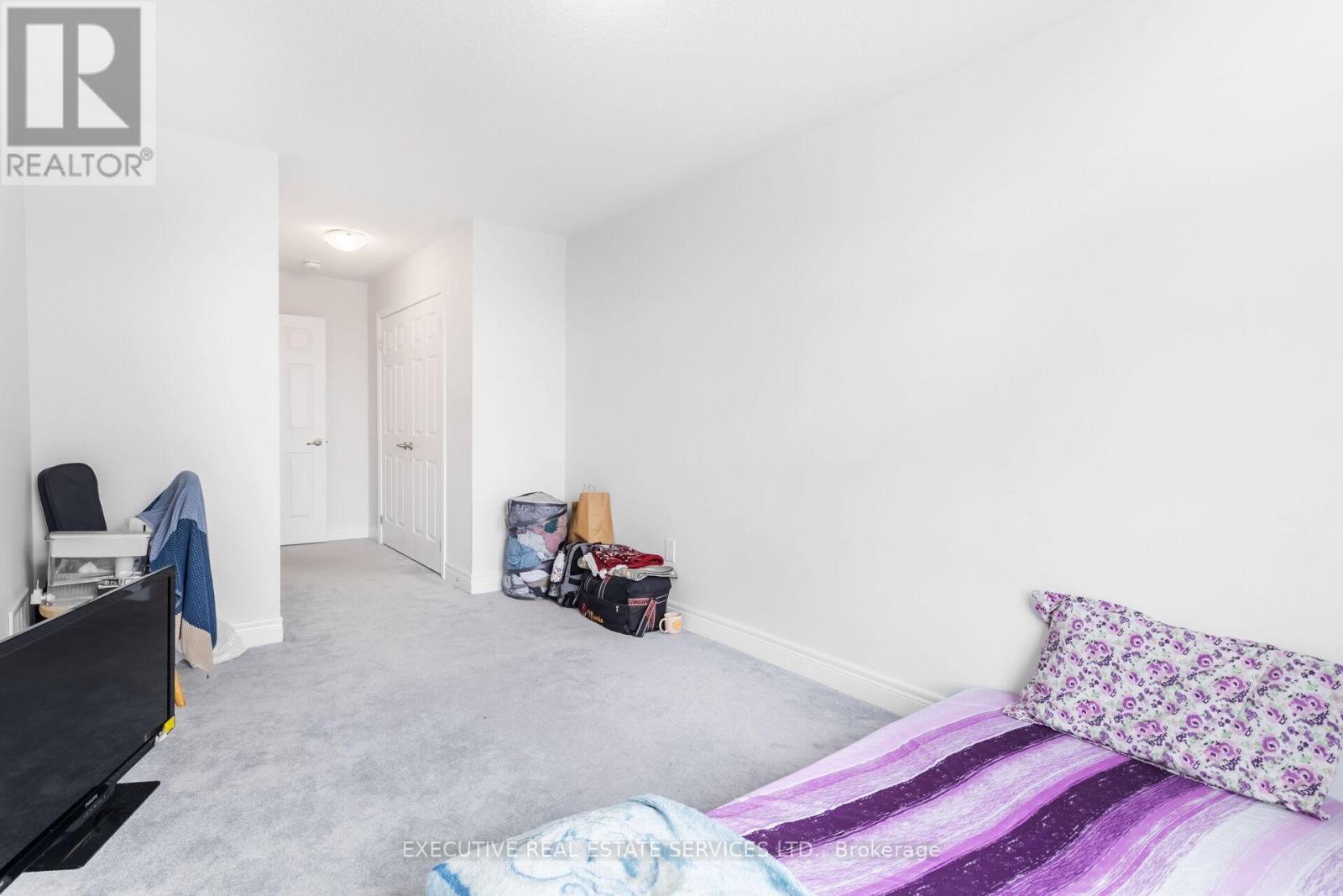 105 Branigan Crescent — photo 32