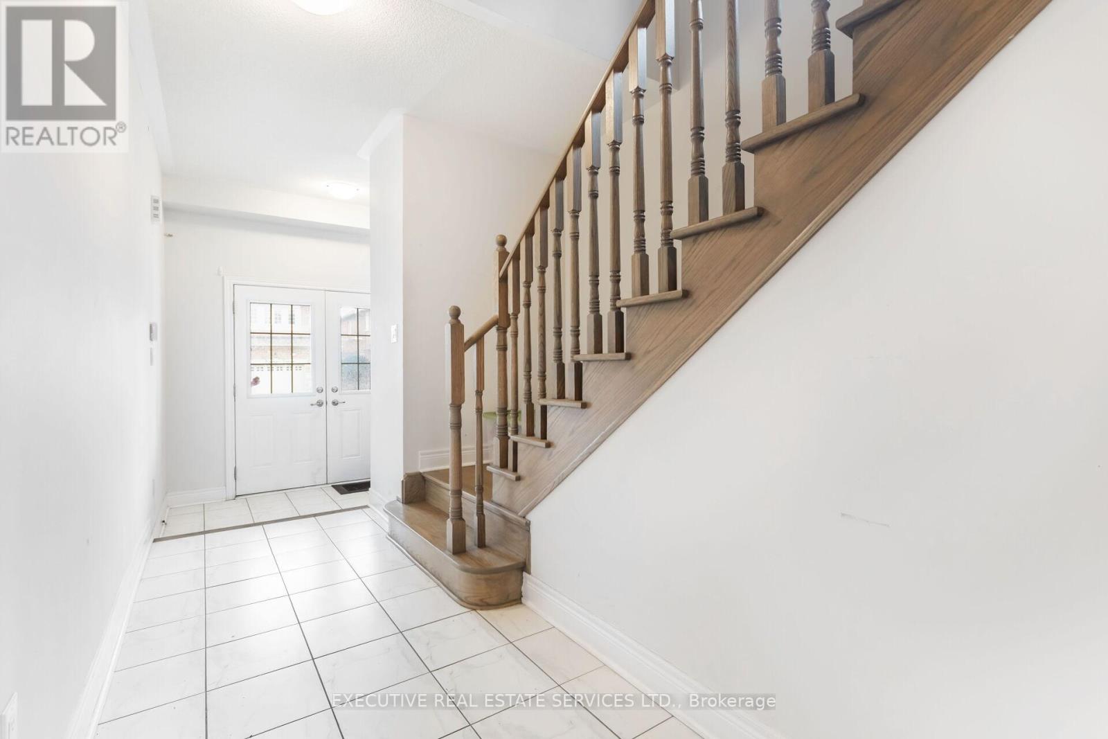105 BRANIGAN CRESCENT, Halton Hills (Georgetown) — photo 8