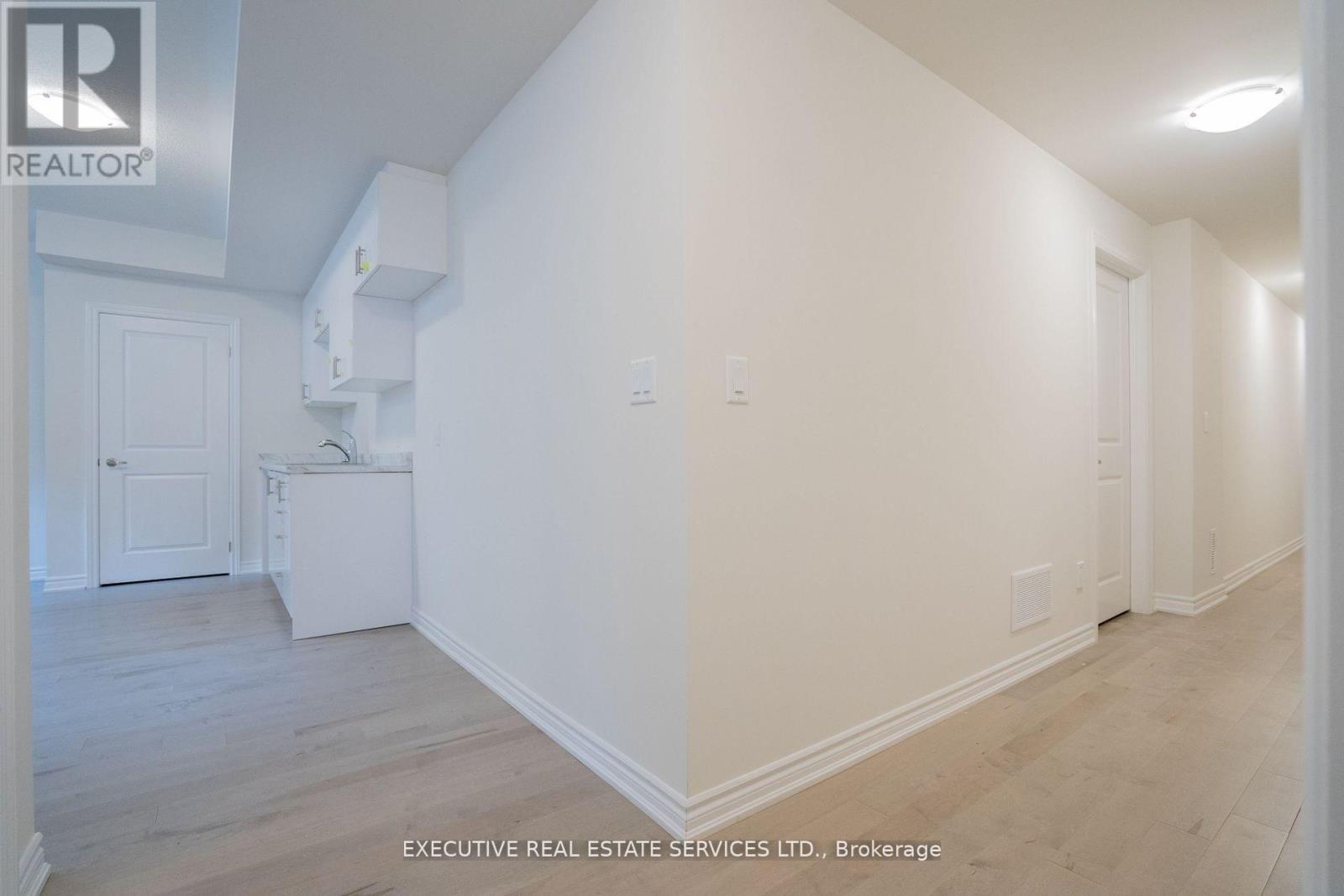 158 Petch Avenue — photo 16