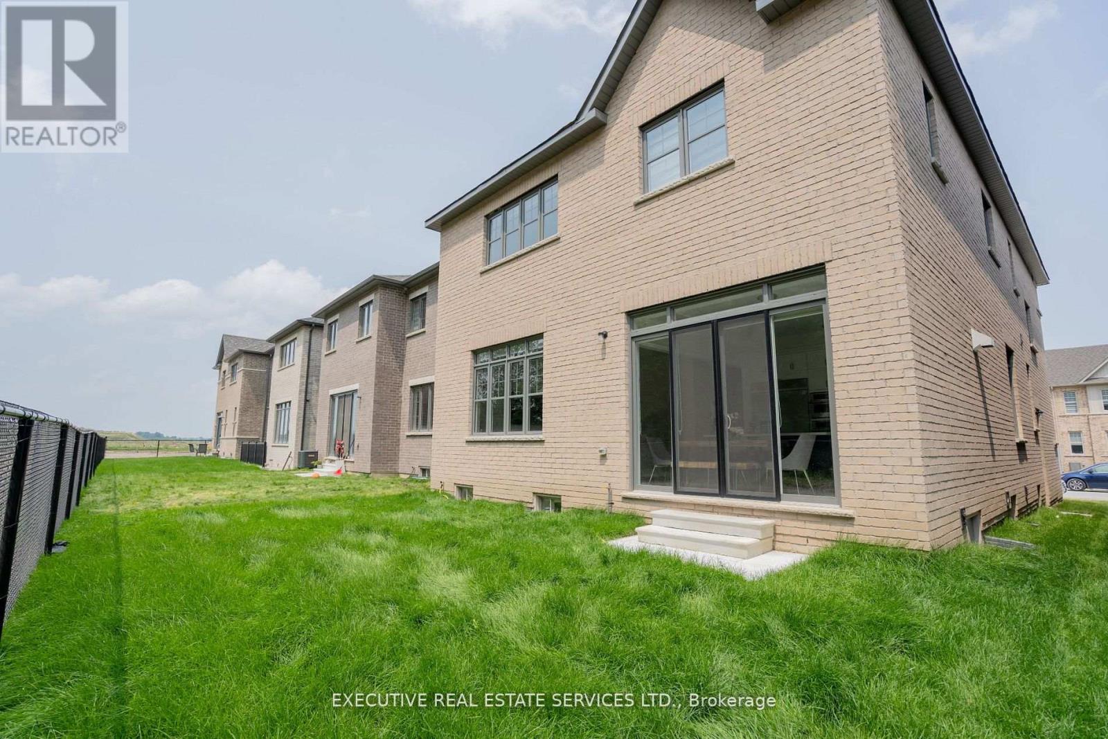 158 PETCH AVENUE, Brampton (Northwest Brampton) — photo 3