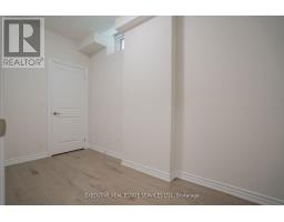158 Petch Avenue, Brampton, ON L7C4L1 Photo 6
