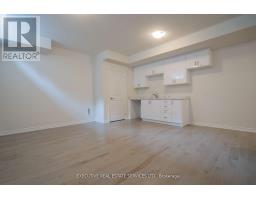 158 Petch Avenue, Brampton, ON L7C4L1 Photo 8