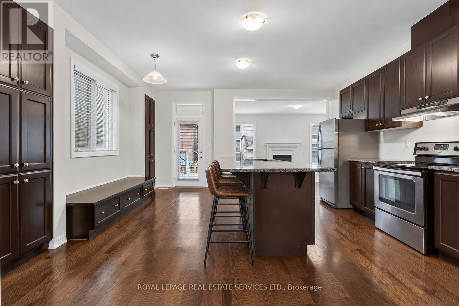 142 Culp Trail, Oakville, ON photo 9