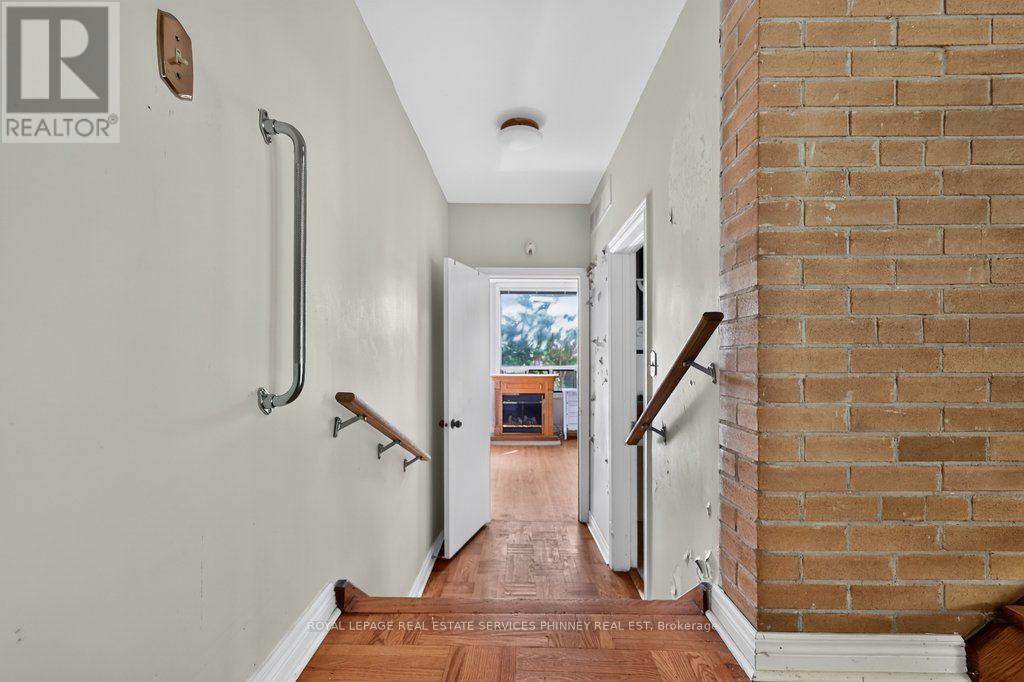 630 BOB-O-LINK ROAD - 12