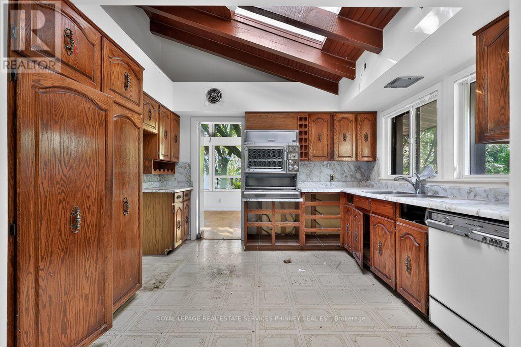 630 BOB-O-LINK ROAD - 9