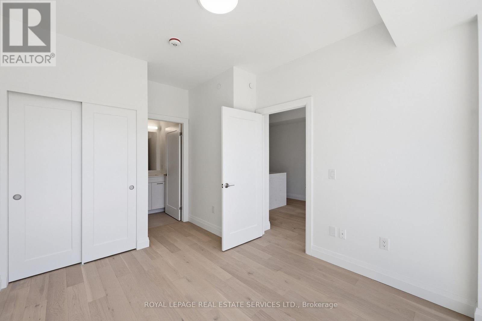 26 Mill Street — photo 15