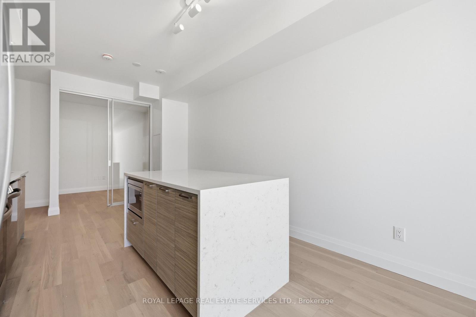 26 Mill Street — photo 17