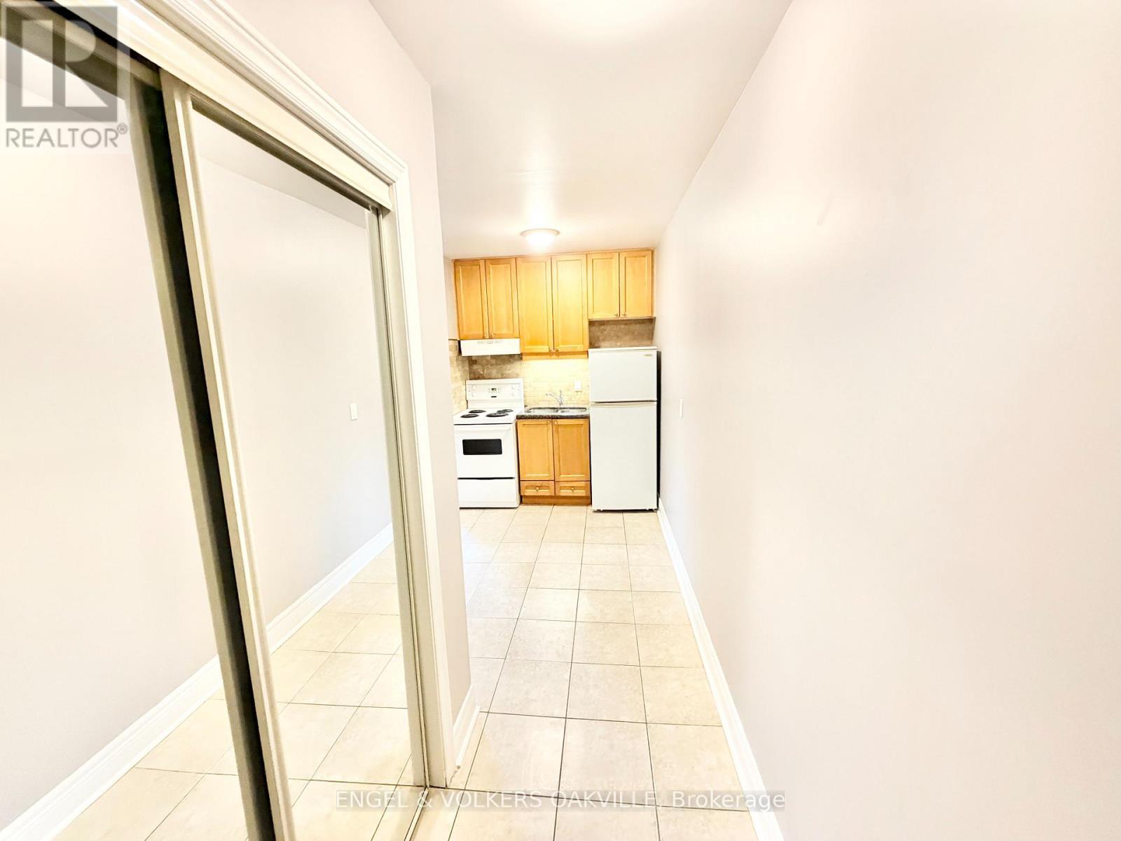 18 - 100 TWENTY FIFTH STREET, Toronto (Long Branch) — photo 2