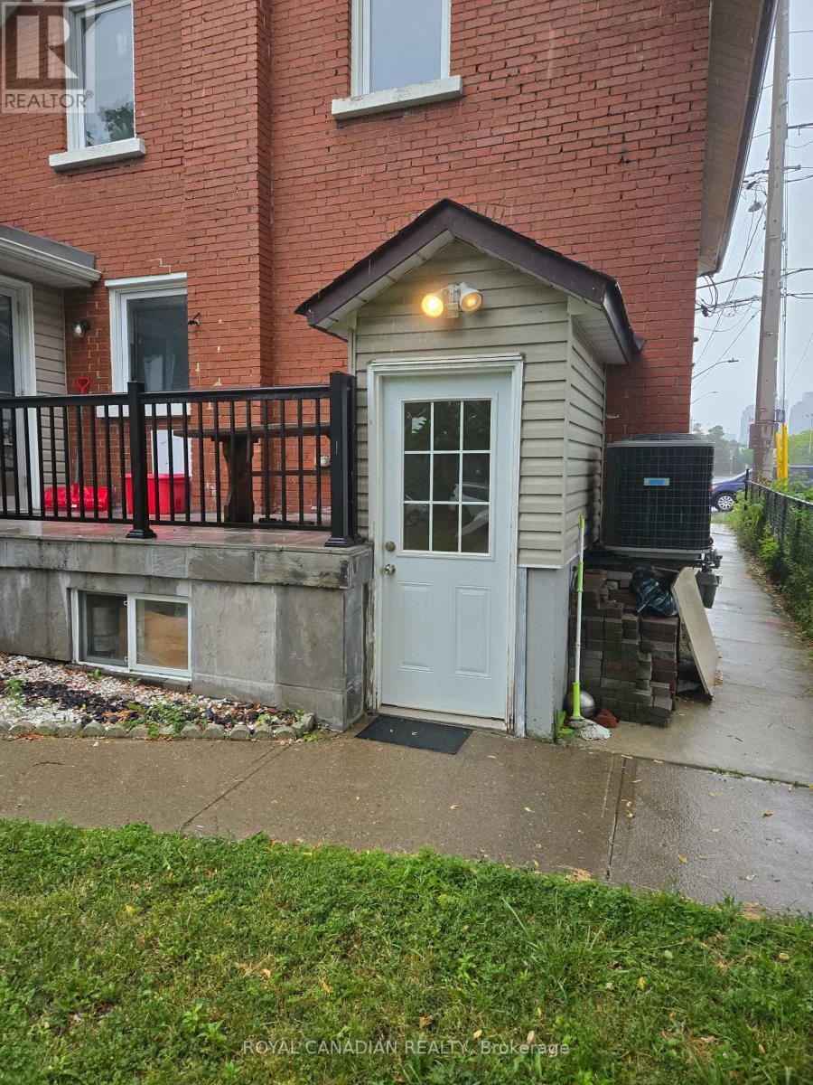BSMT - 60 AGNES STREET, Mississauga (Cooksville)
