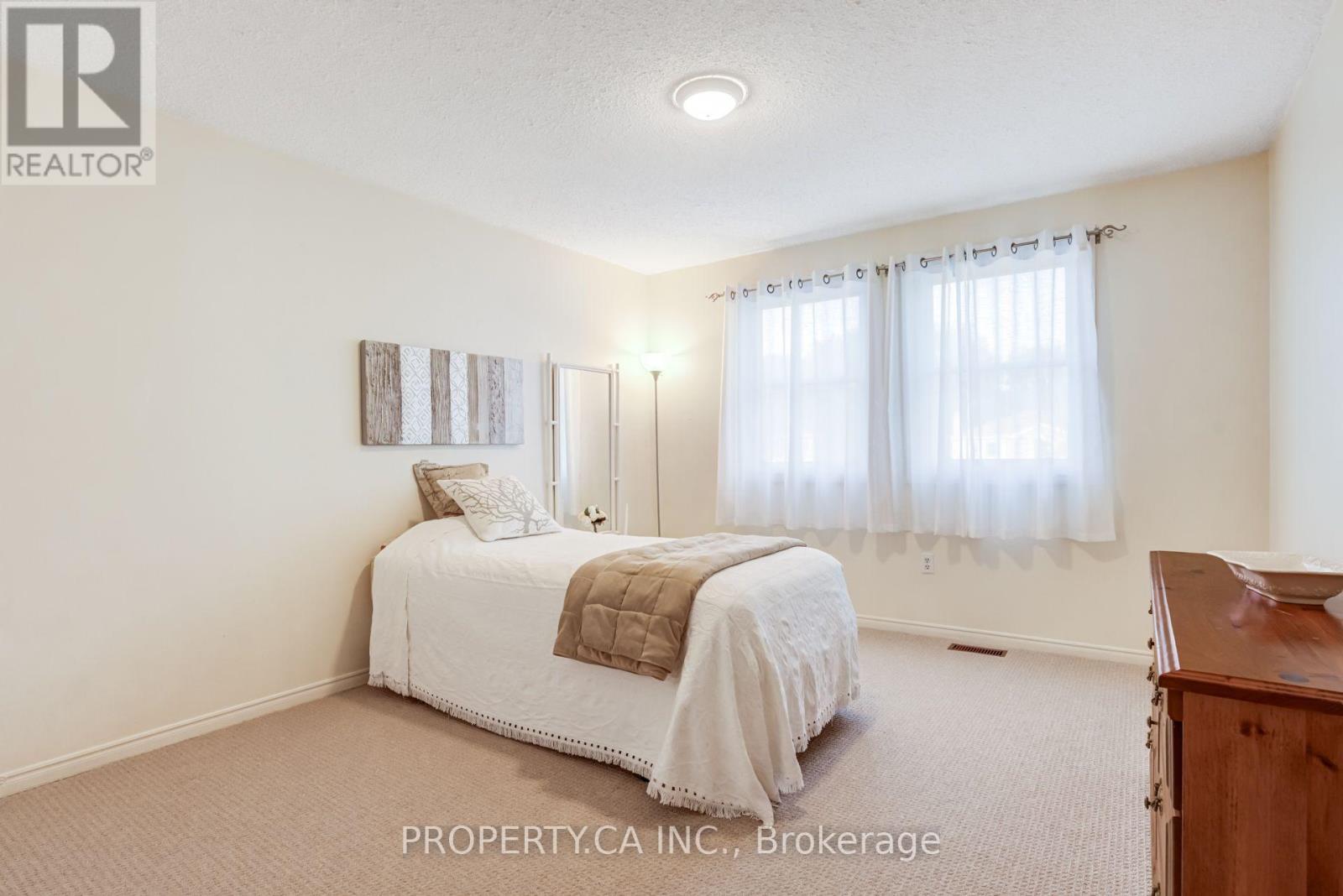 411 Freeman Crescent, Oakville, ON photo 39