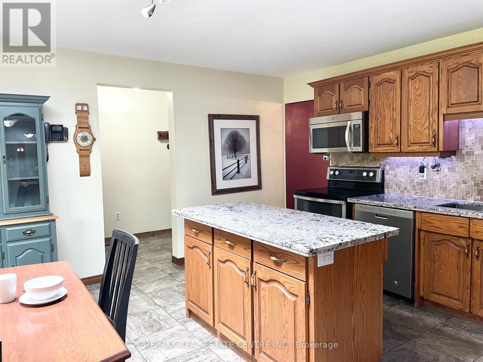 485471 30 Sideroad, Amaranth, ON photo 16