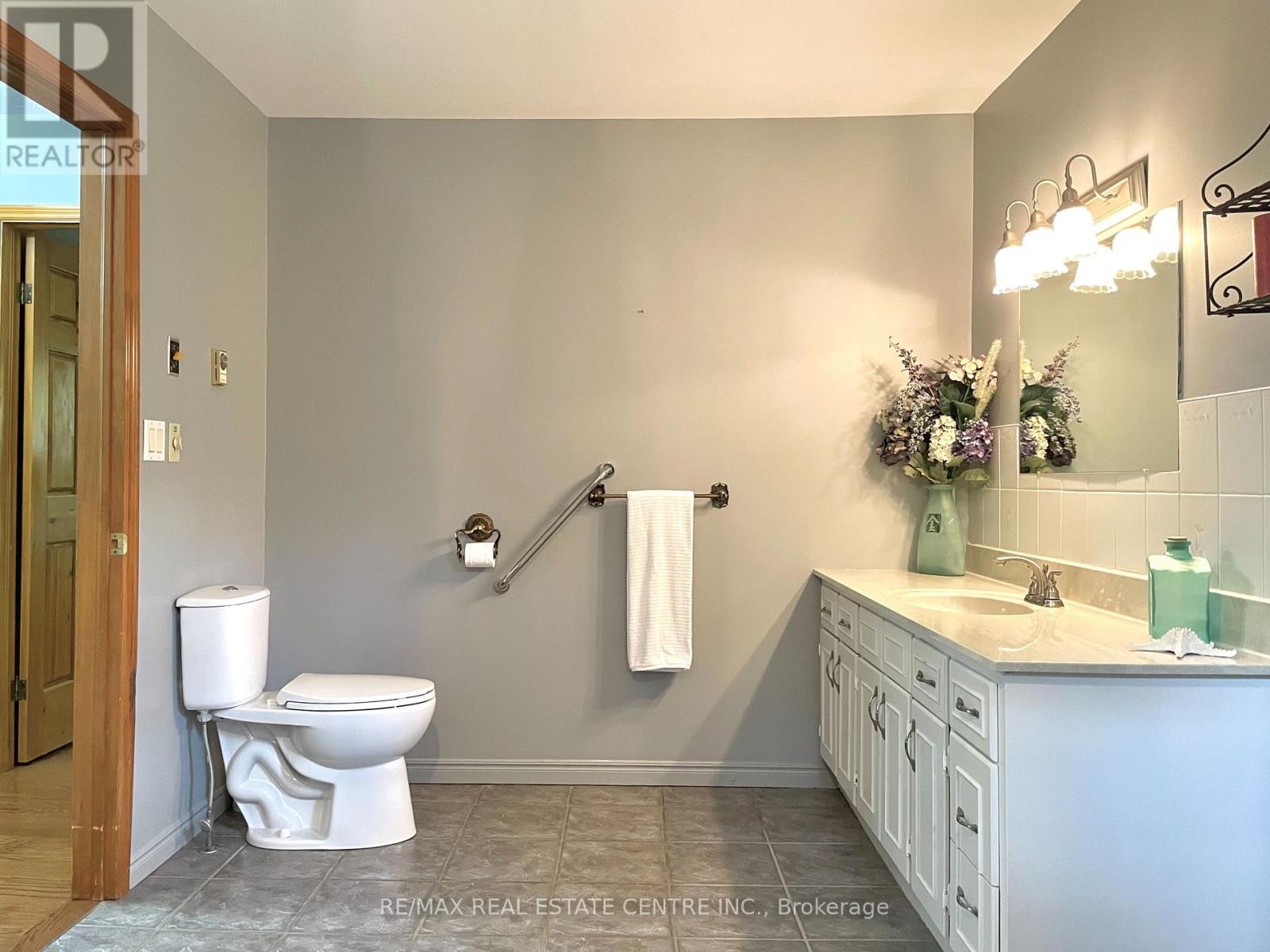 485471 30 Sideroad, Amaranth, ON photo 25