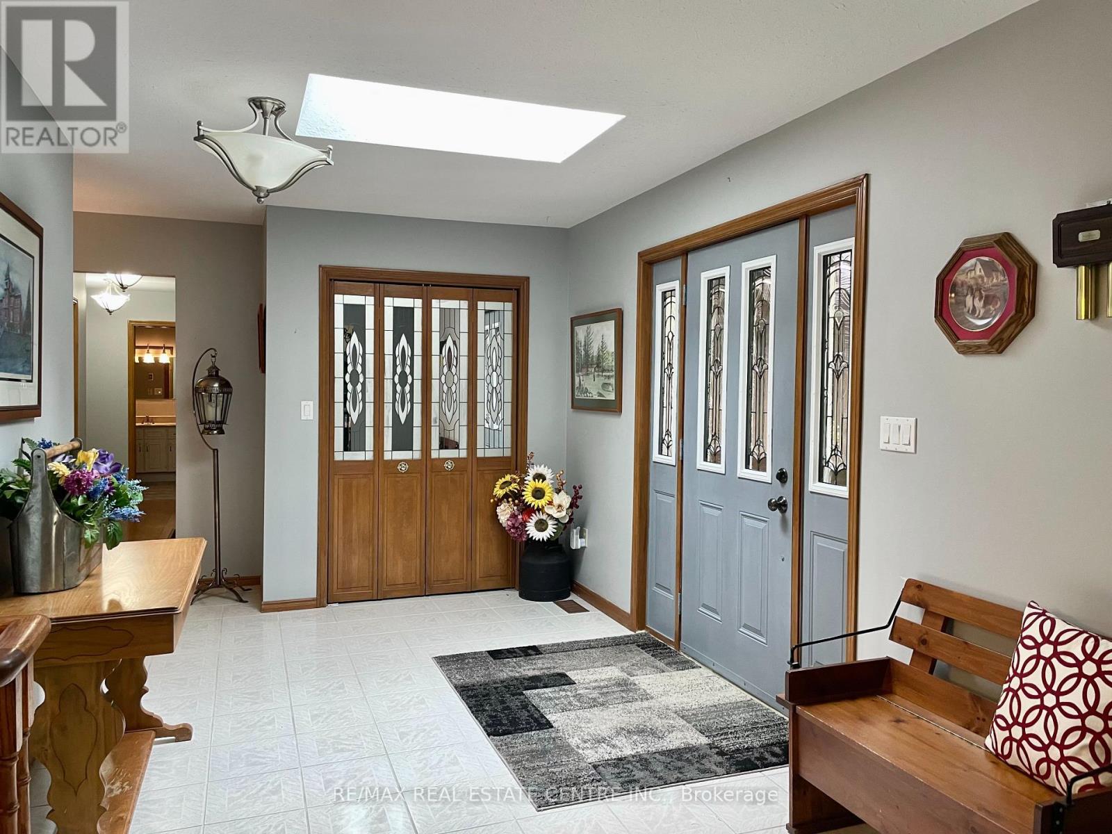 485471 30 Sideroad, Amaranth, ON photo 4