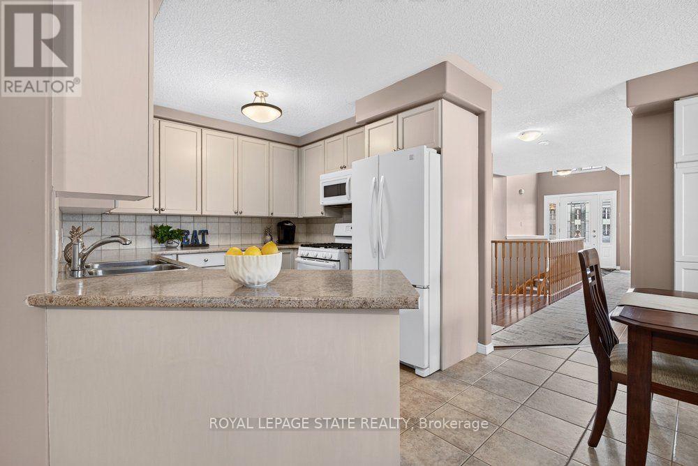 272 Gatestone Drive, Hamilton, ON photo 24