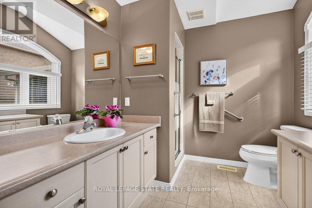 272 Gatestone Drive, Hamilton, ON photo 32