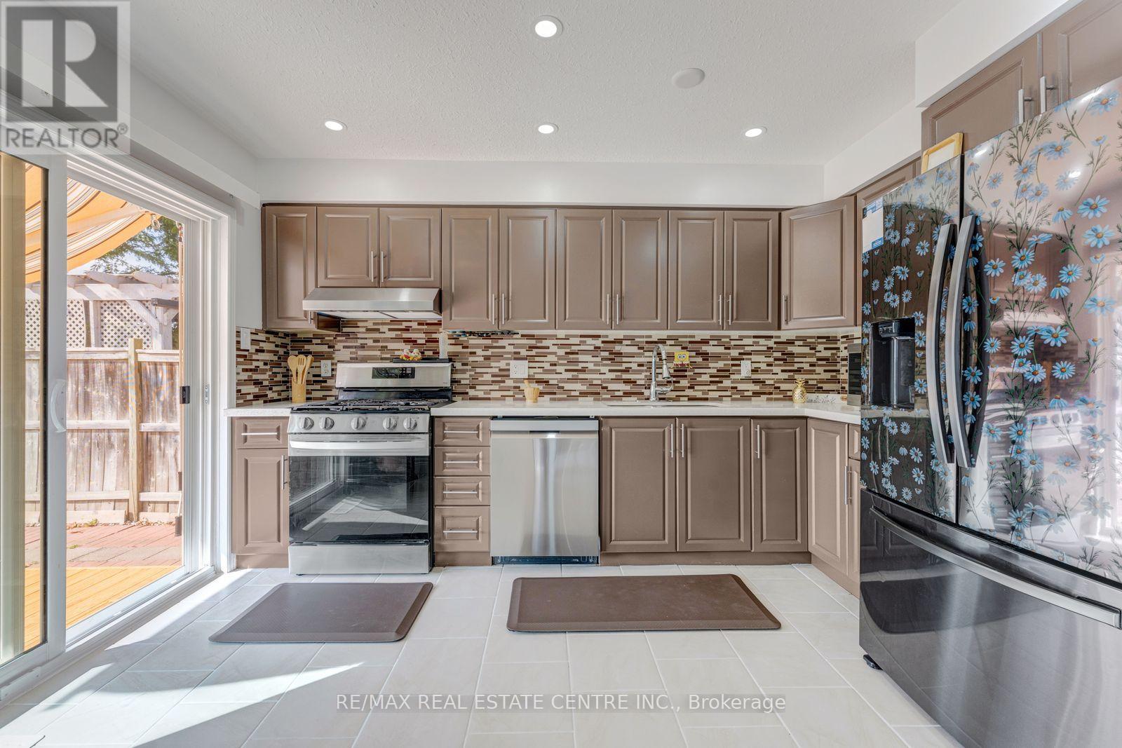 52 Crawford Crescent, Cambridge, ON photo 17