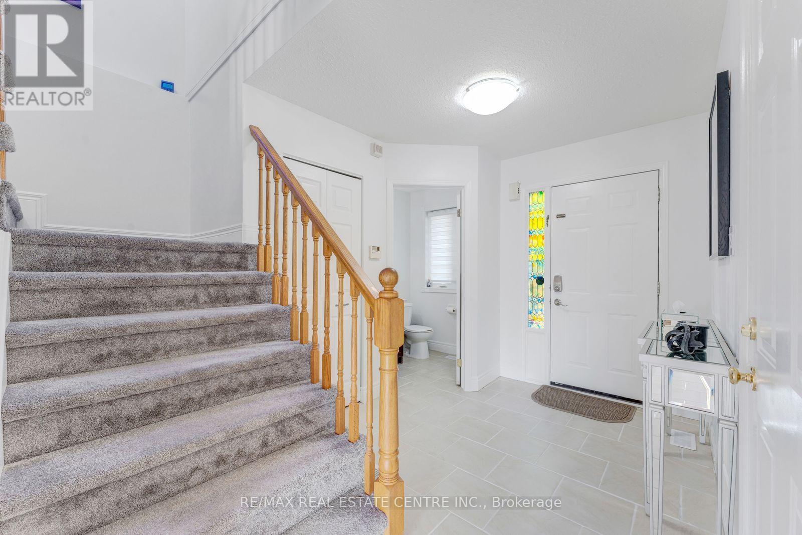 52 Crawford Crescent, Cambridge, ON photo 9