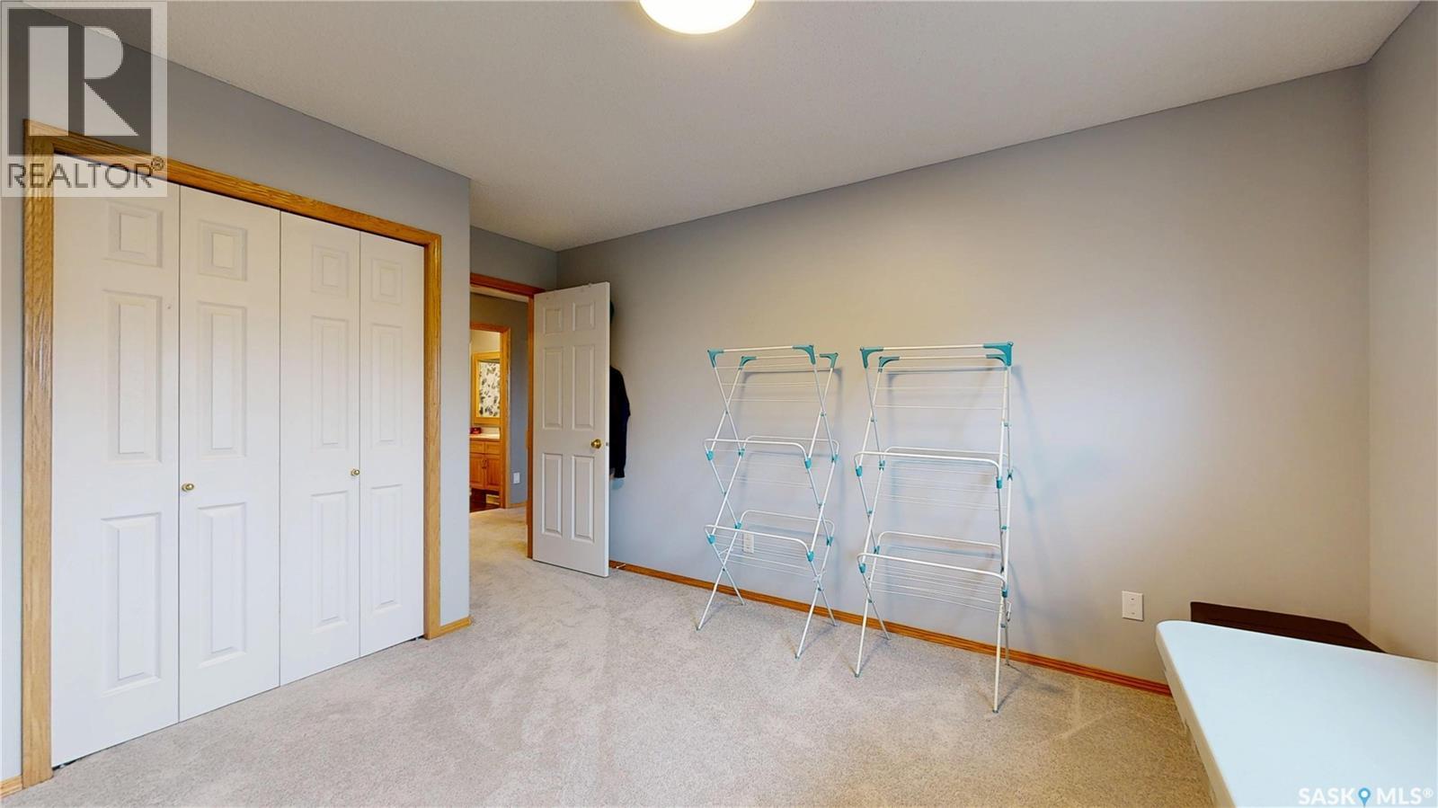 1253 Degelman DRIVE - 28
