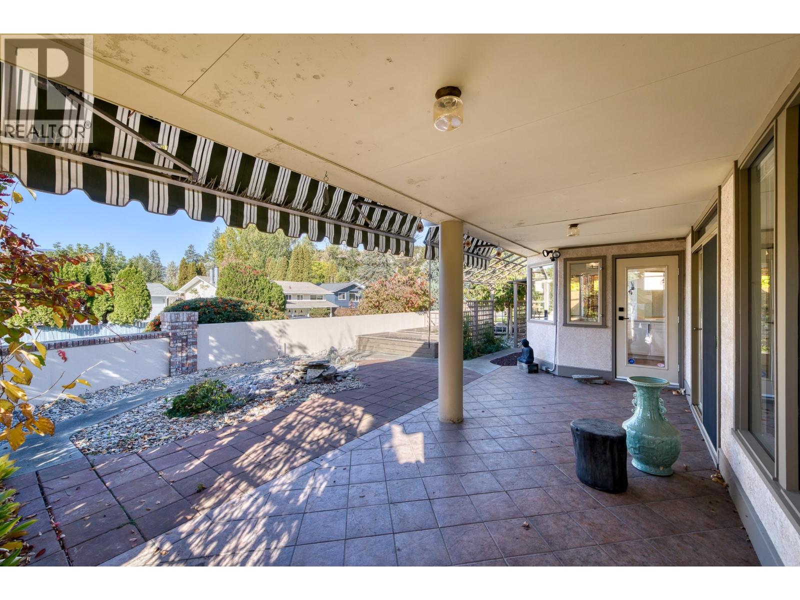 101 102 Forestbrook Place, Penticton