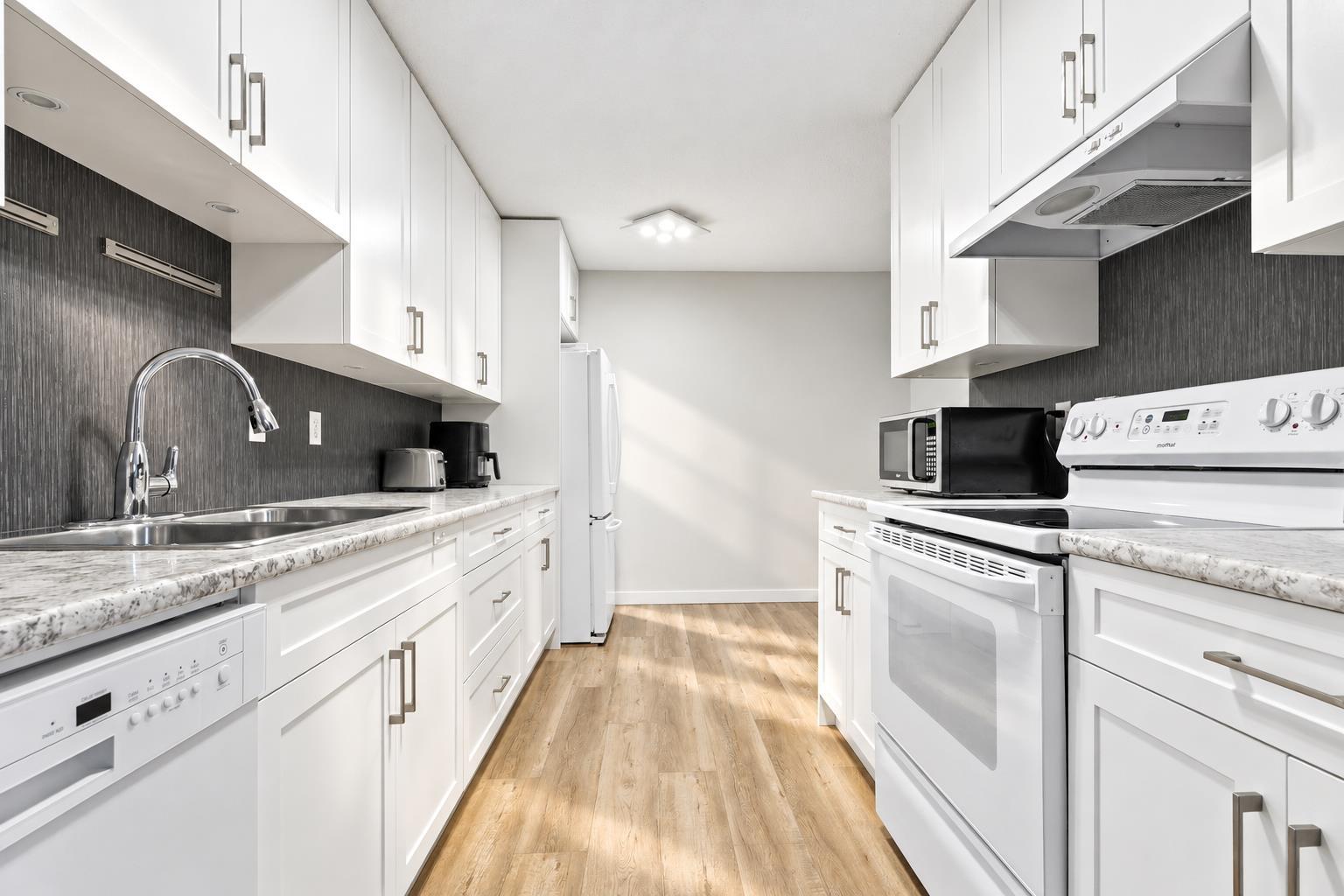 Photo of 355 2821 TIMS STREET 9