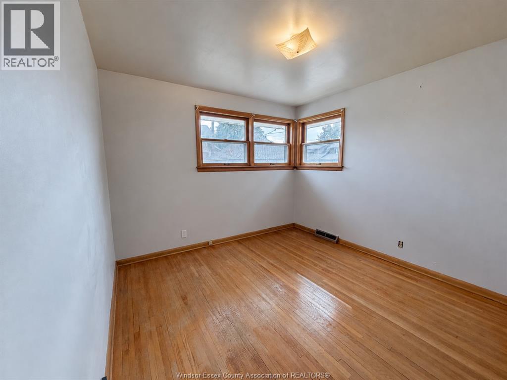 1425 Giles Boulevard East — photo 16